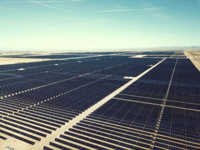 U.S. generation projected to rise 3% this year, driven by solar and natural gas